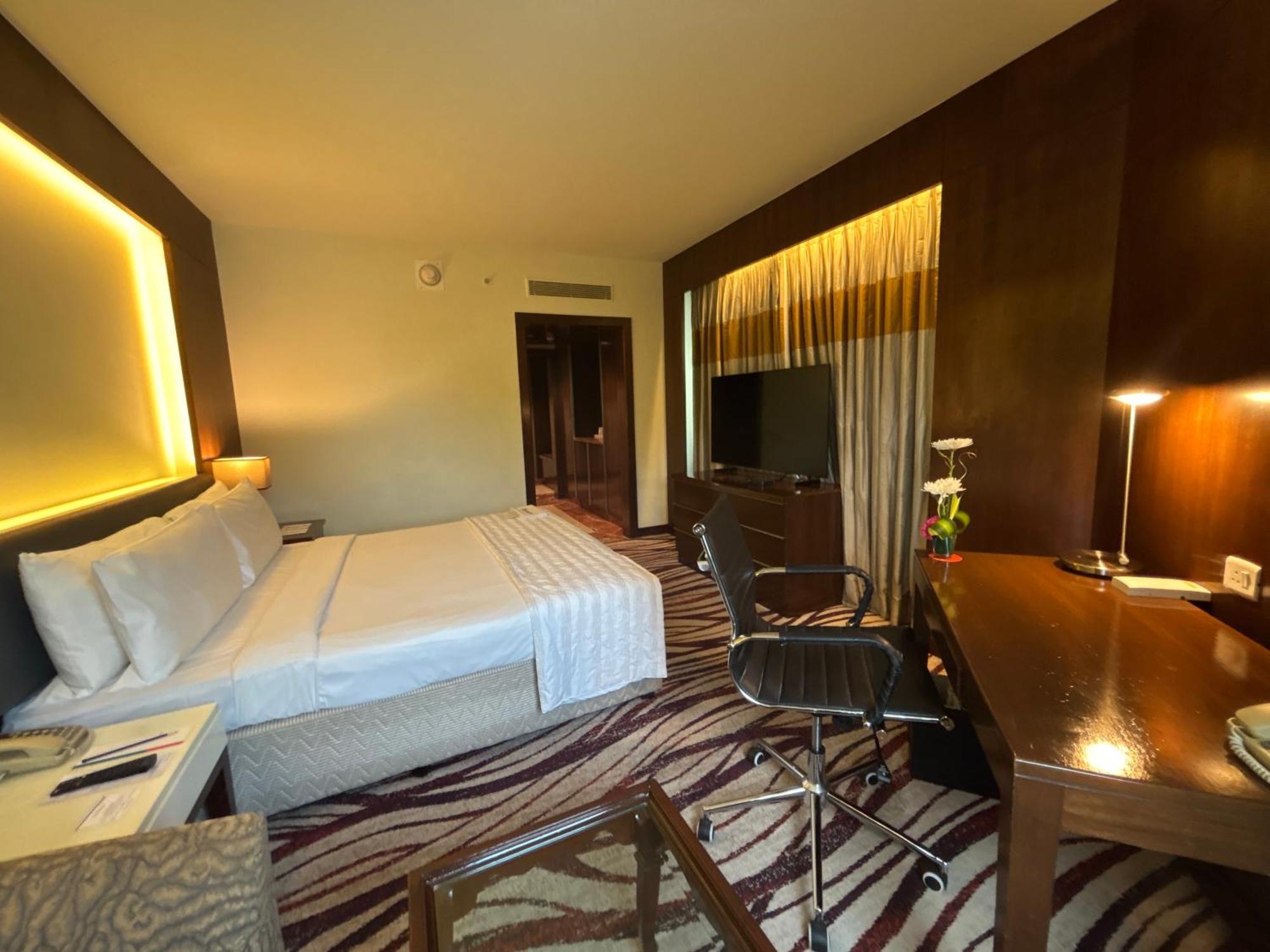 Le Royal Meridien Chennai Exterior foto